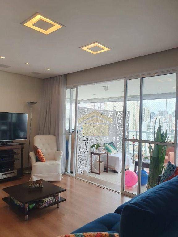 Apartamento à venda com 3 quartos, 140m² - Foto 2