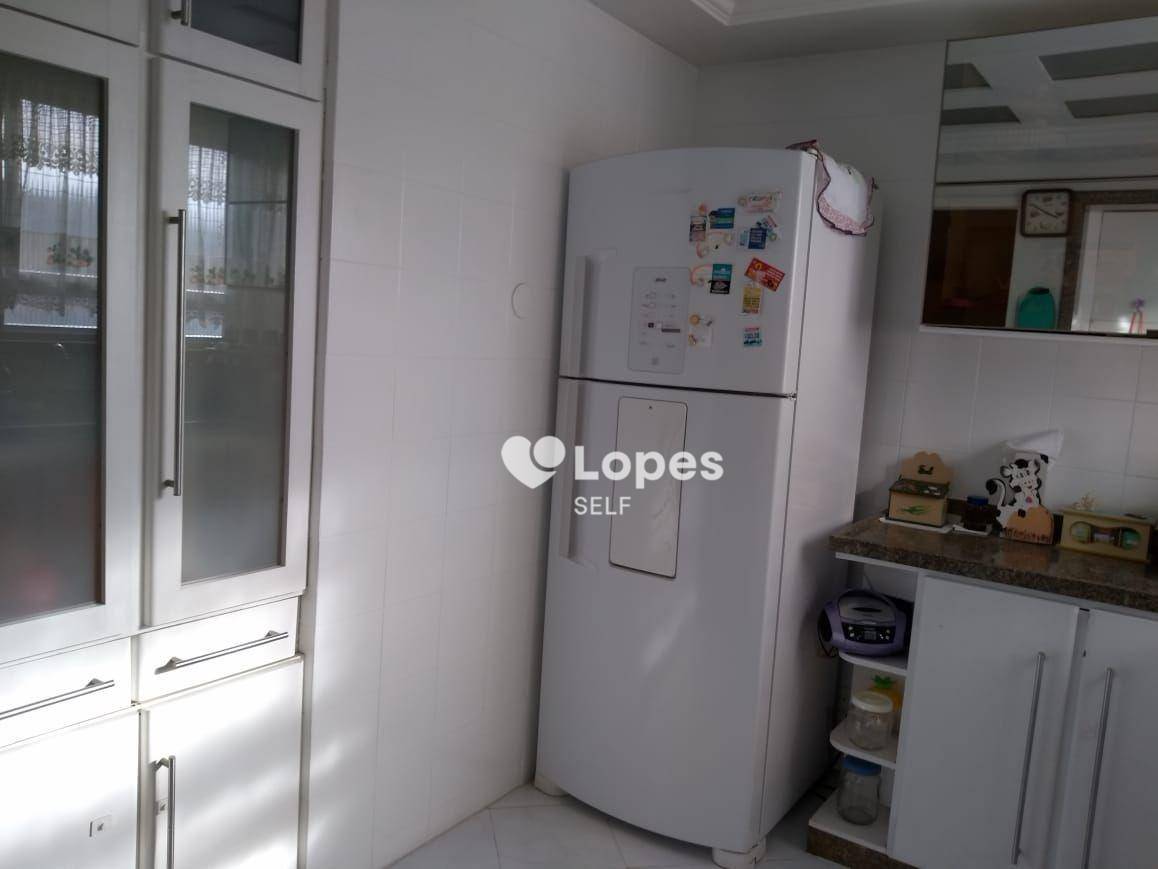 Apartamento à venda com 2 quartos, 145m² - Foto 7