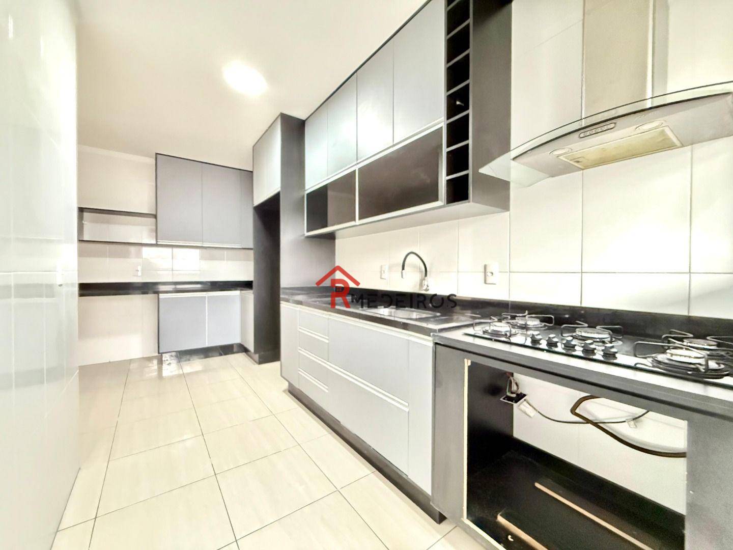 Apartamento à venda com 3 quartos, 104m² - Foto 9