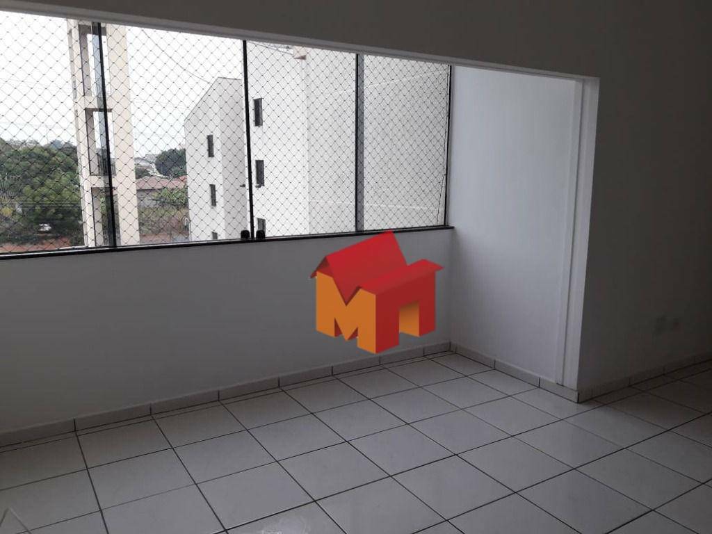 Apartamento à venda com 3 quartos, 69m² - Foto 3