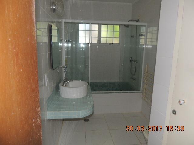 Casa à venda com 3 quartos, 170m² - Foto 2