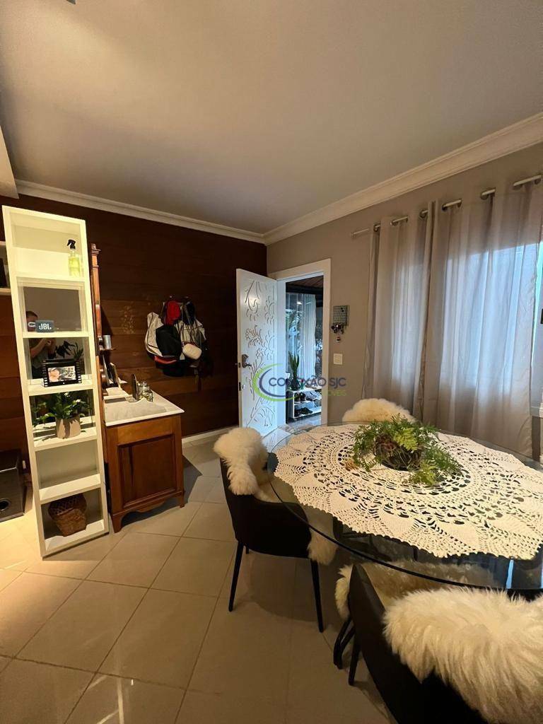 Sobrado à venda com 5 quartos, 322m² - Foto 212