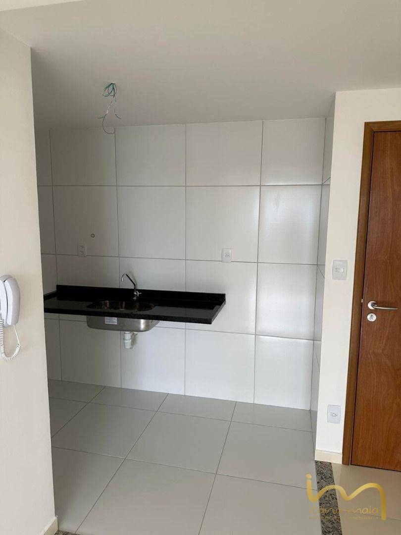 Apartamento à venda com 2 quartos, 62m² - Foto 9