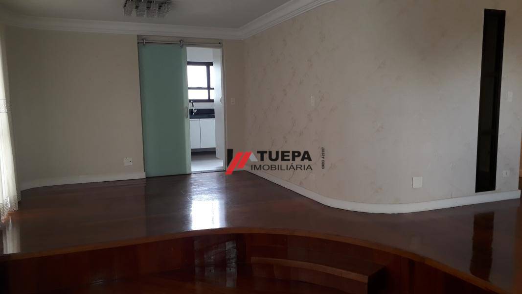 Apartamento à venda com 3 quartos, 187m² - Foto 4