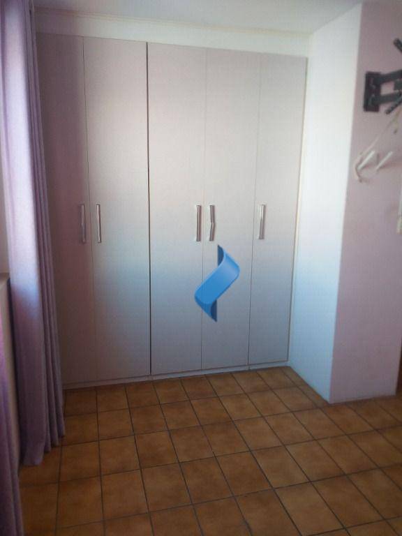 Apartamento à venda com 2 quartos, 80m² - Foto 7