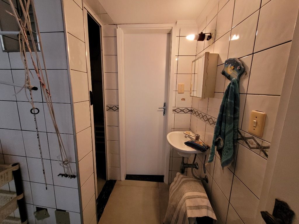 Apartamento à venda com 3 quartos, 90m² - Foto 22