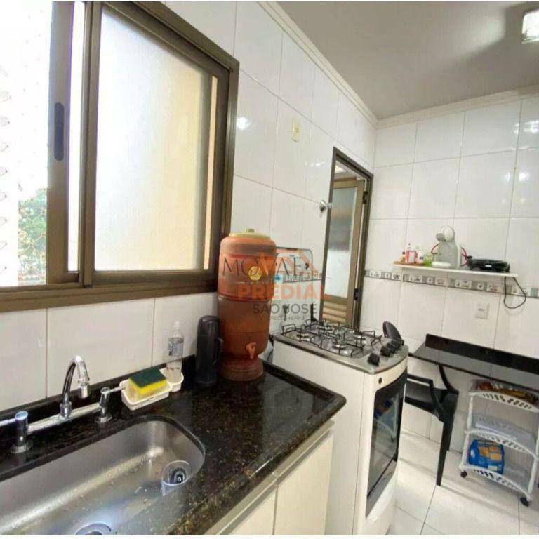 Apartamento à venda com 2 quartos, 75m² - Foto 6