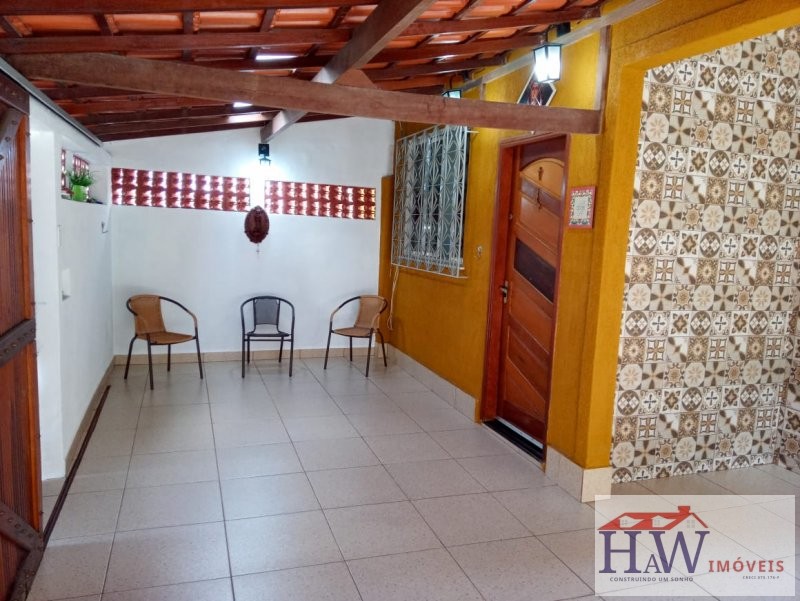 Casa à venda com 2 quartos, 86m² - Foto 1