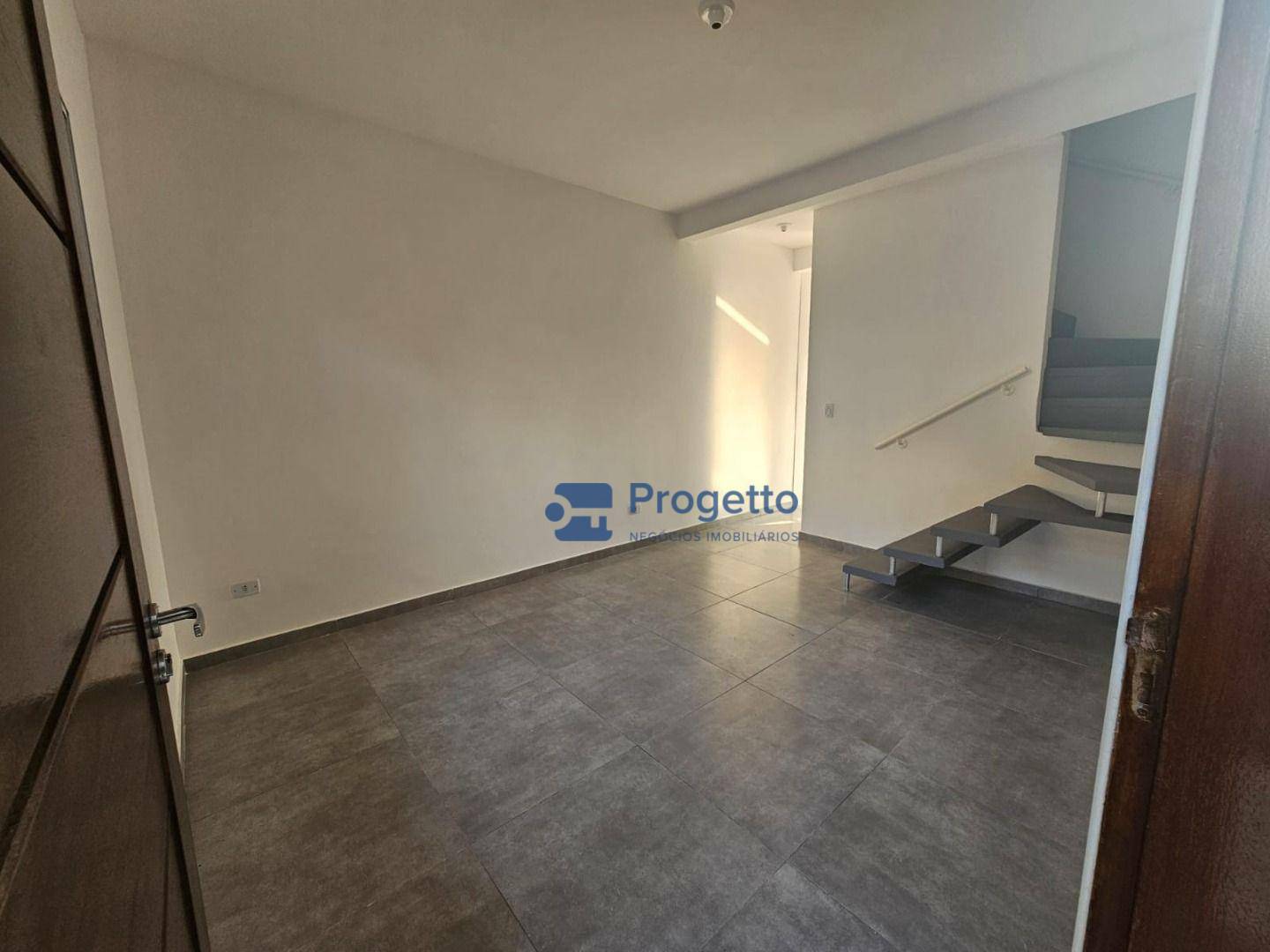 Casa à venda com 2 quartos, 67m² - Foto 10