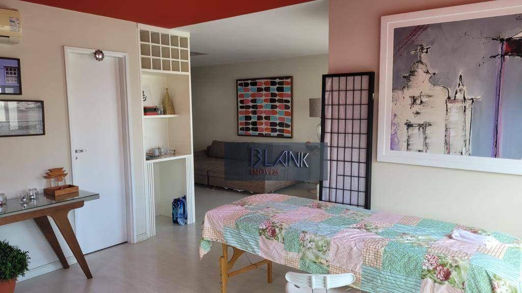 Apartamento à venda com 3 quartos, 147m² - Foto 34