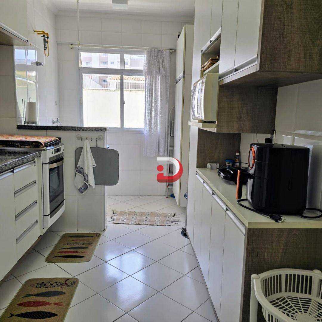 Apartamento à venda com 3 quartos, 114m² - Foto 12