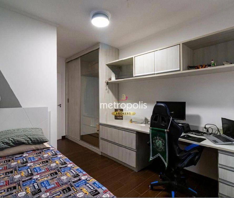 Sobrado à venda com 4 quartos, 348m² - Foto 24