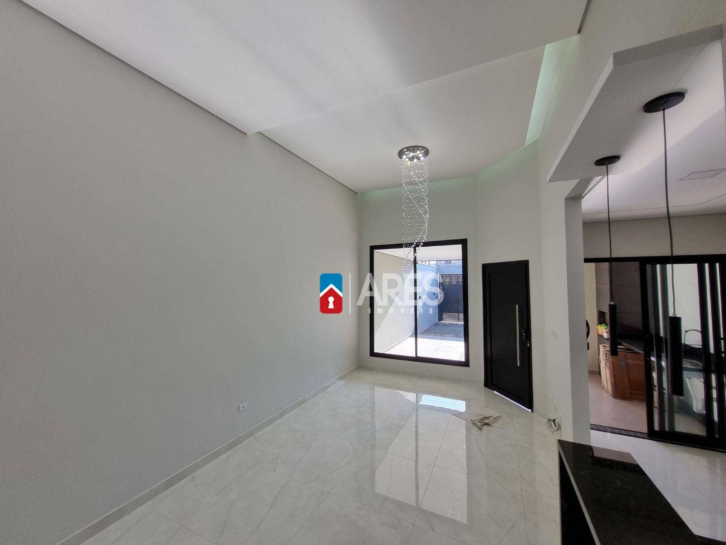Casa à venda com 2 quartos, 107m² - Foto 3