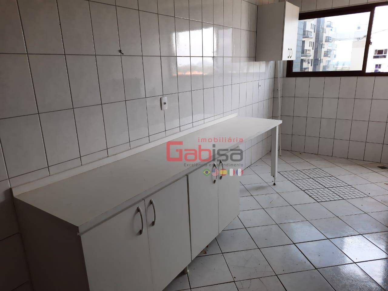 Apartamento à venda com 2 quartos, 95m² - Foto 8