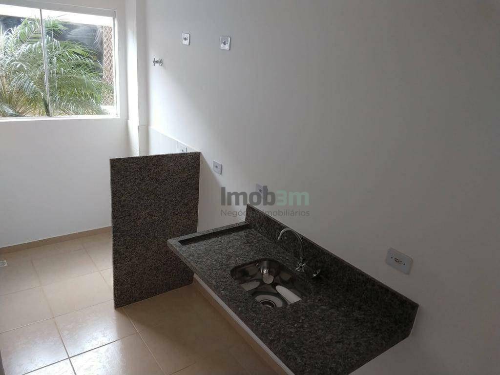 Apartamento à venda com 3 quartos, 63m² - Foto 4