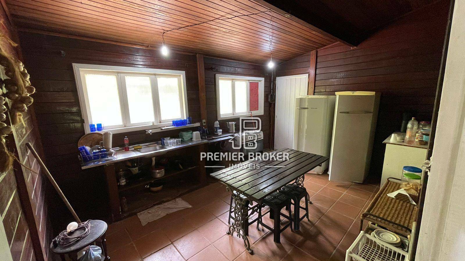 Sítio à venda com 4 quartos, 200m² - Foto 17