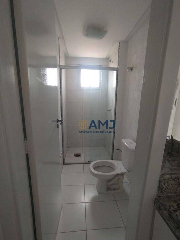 Apartamento à venda com 3 quartos, 74m² - Foto 7