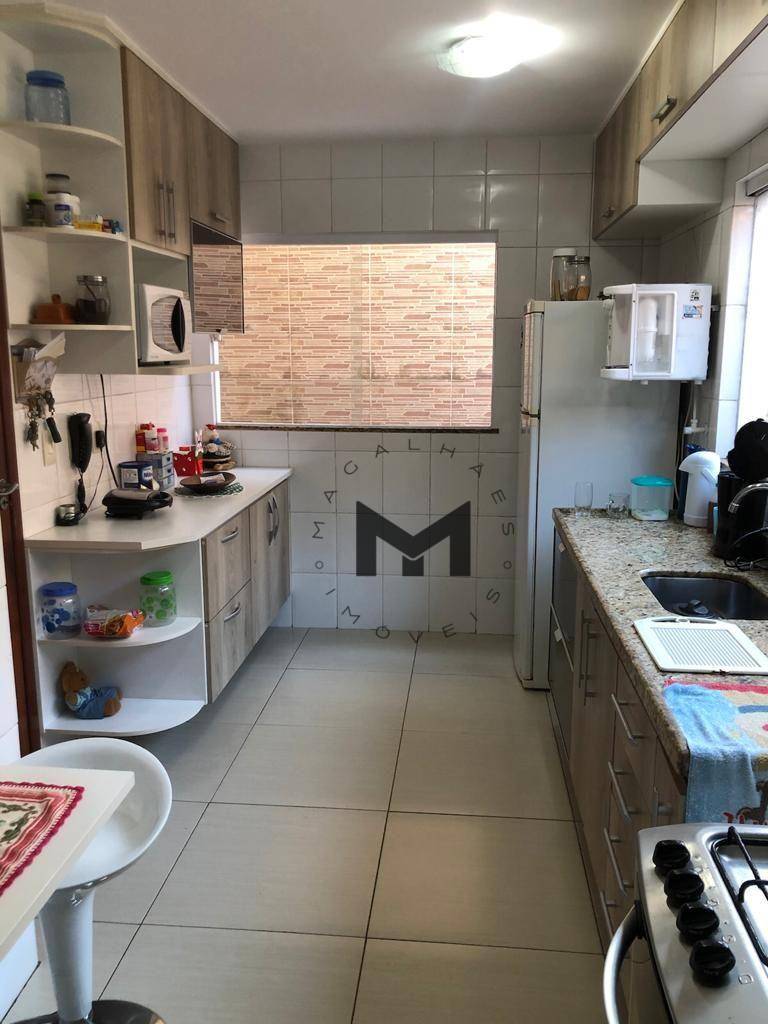 Casa à venda com 3 quartos, 147m² - Foto 11