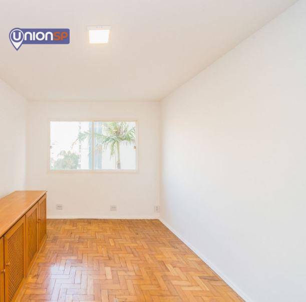 Apartamento à venda com 2 quartos, 70m² - Foto 1