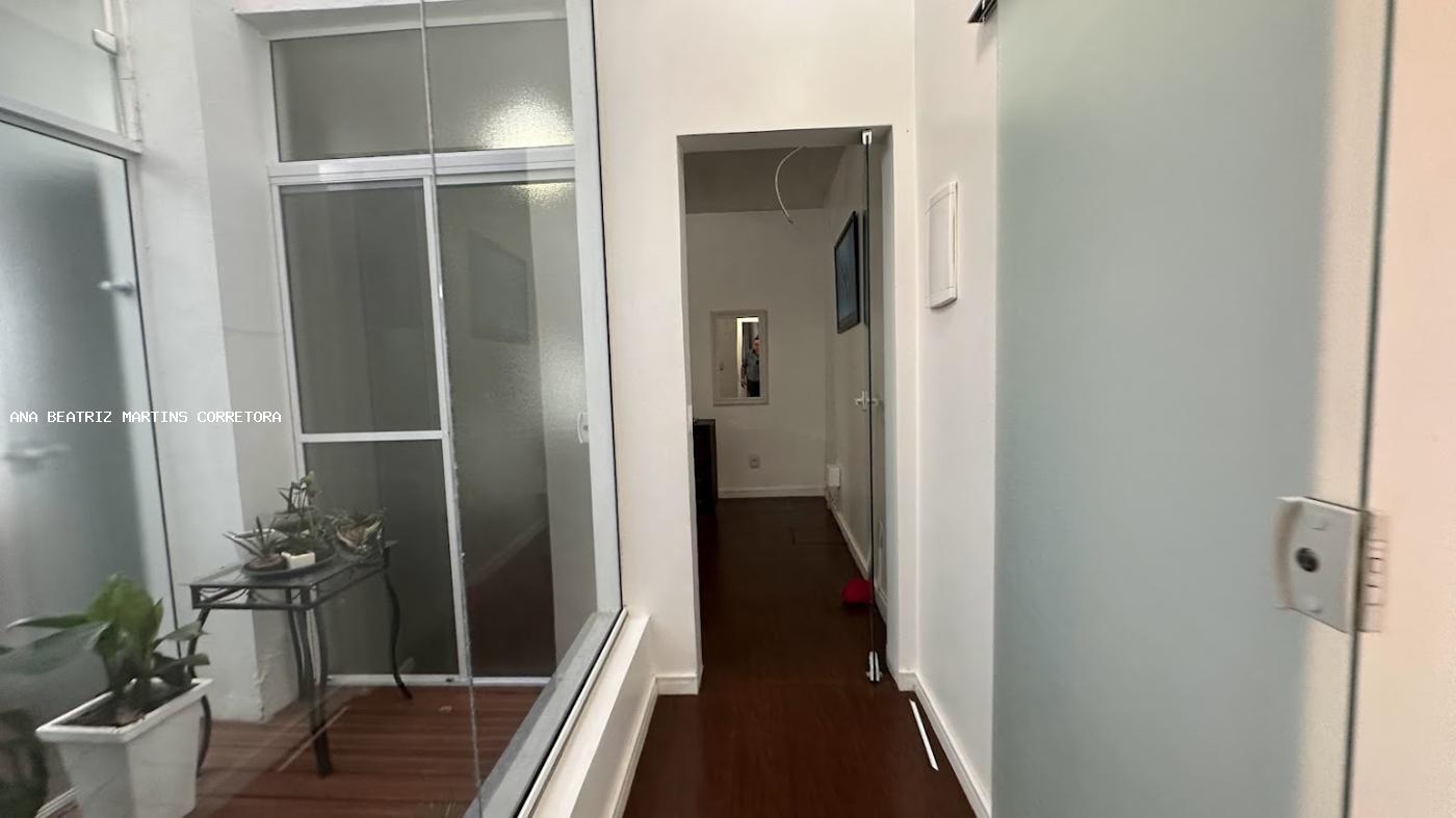 Casa à venda com 2 quartos, 413m² - Foto 31