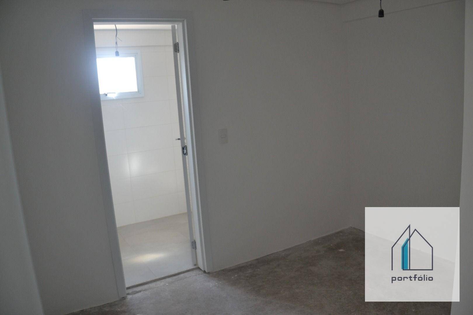 Apartamento à venda com 3 quartos, 180m² - Foto 16