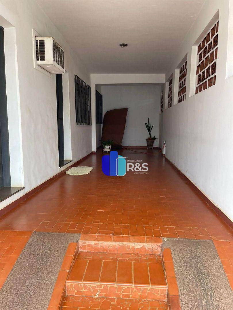 Casa à venda com 4 quartos, 250m² - Foto 7