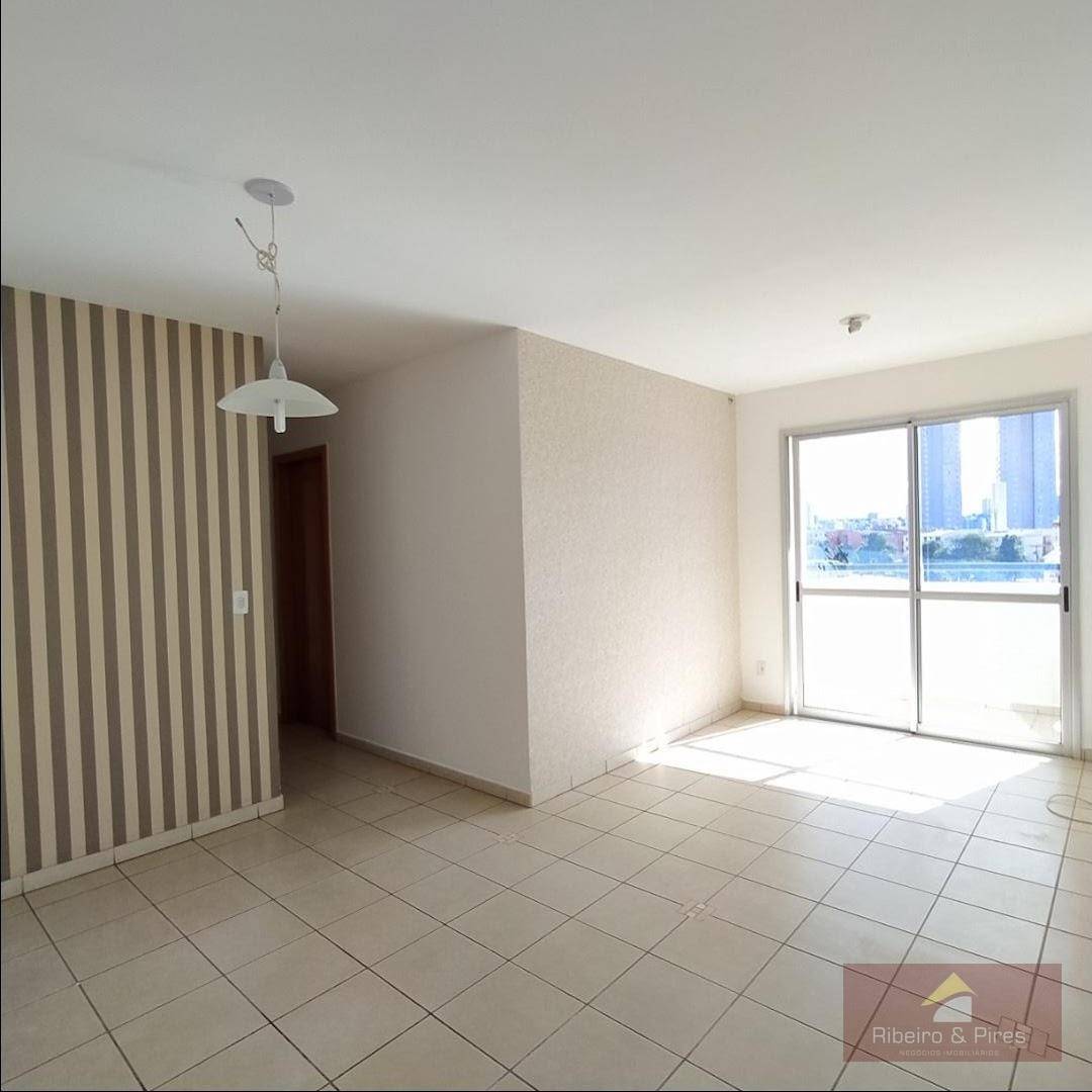 Apartamento à venda com 3 quartos, 72m² - Foto 2