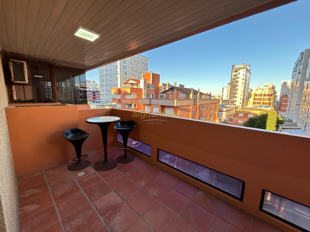 Cobertura à venda com 2 quartos, 193m² - Foto 2