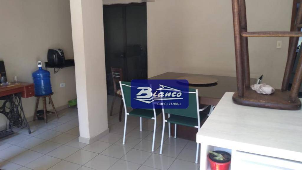 Sobrado, 3 quartos, 200 m² - Foto 3