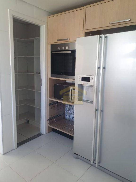 Apartamento à venda com 3 quartos, 127m² - Foto 2