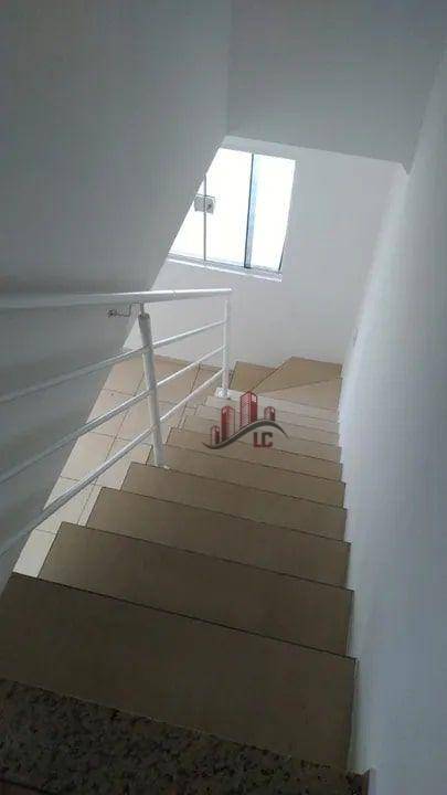 Sobrado para alugar com 2 quartos, 60m² - Foto 5