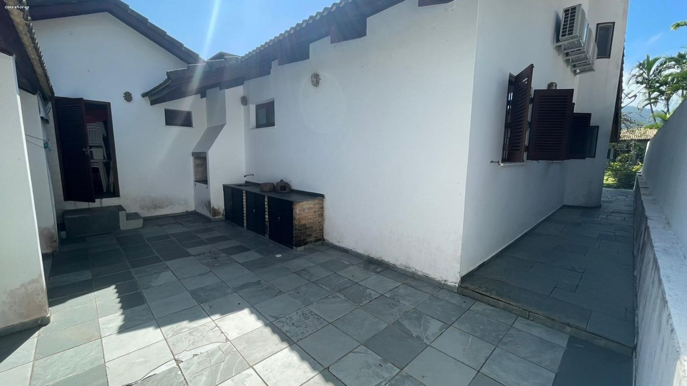 Casa de Condomínio à venda com 3 quartos, 381m² - Foto 4