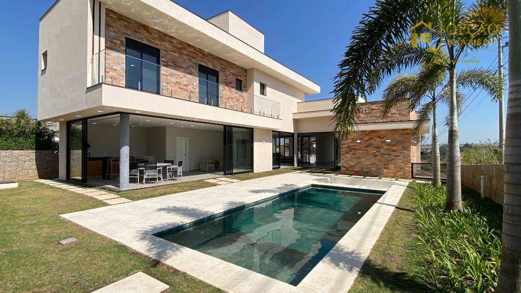 Casa de Condomínio à venda com 3 quartos, 331m² - Foto 1