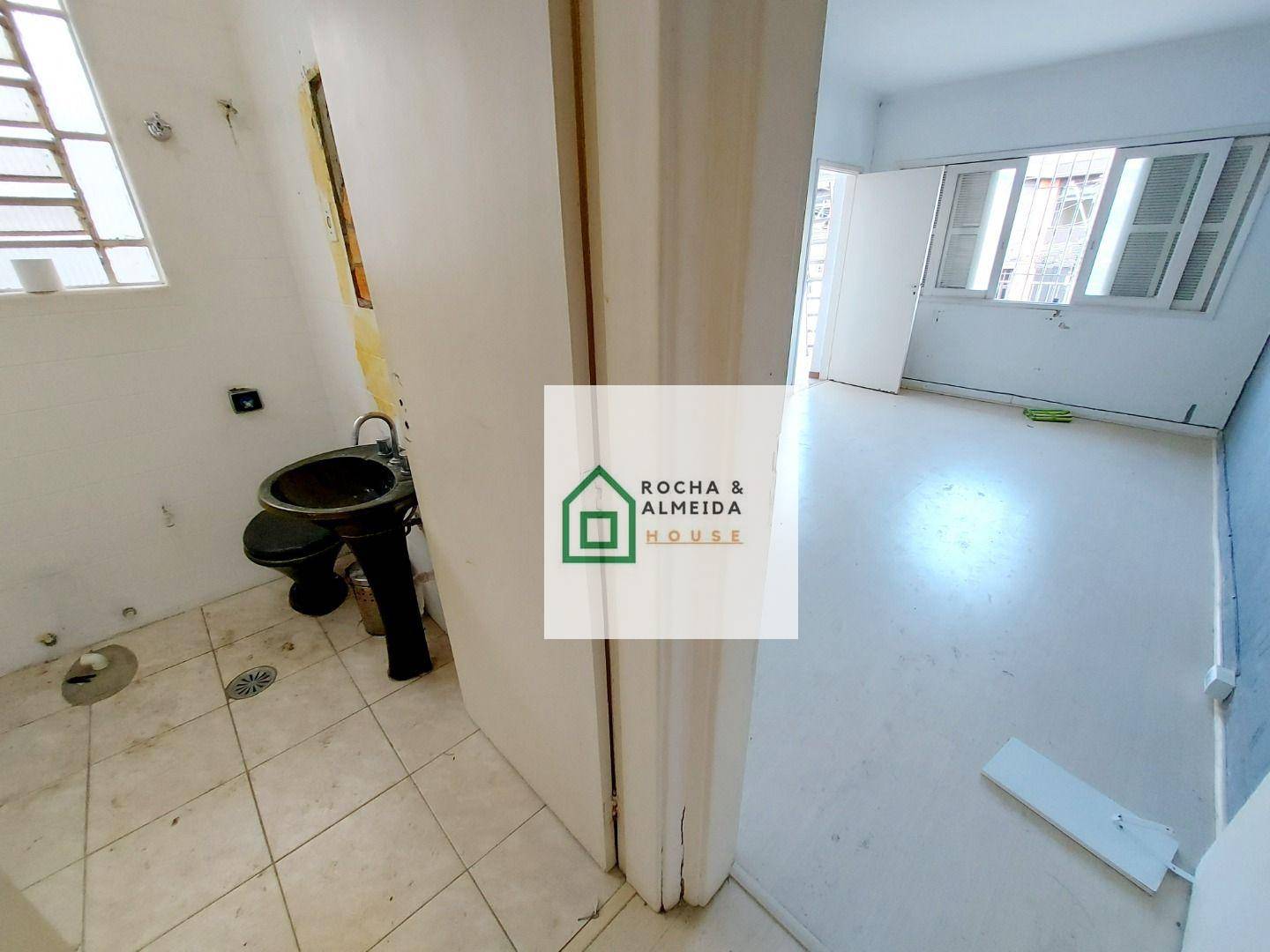 Sobrado para alugar com 2 quartos, 180m² - Foto 17