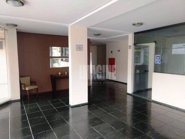 Apartamento à venda com 2 quartos, 56m² - Foto 10