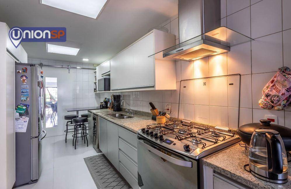 Apartamento à venda com 3 quartos, 161m² - Foto 17