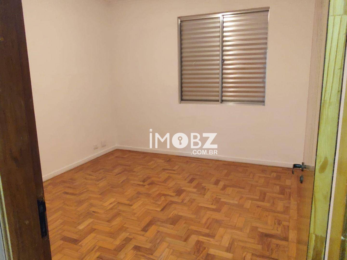 Apartamento à venda com 3 quartos, 175m² - Foto 1