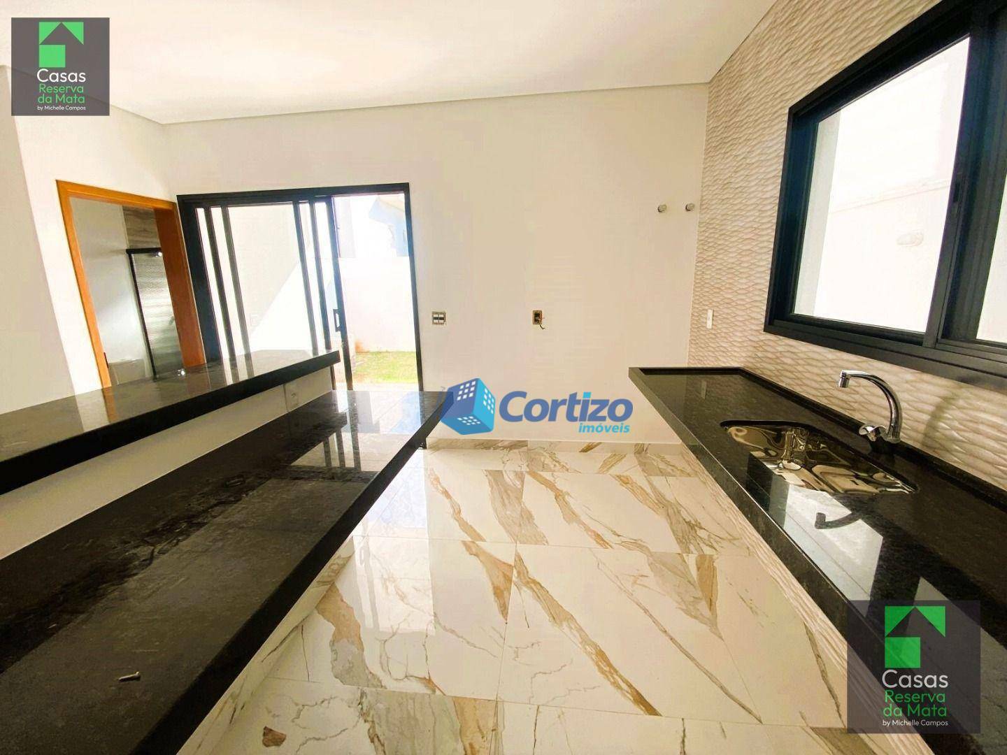 Casa de Condomínio à venda com 3 quartos, 170m² - Foto 4