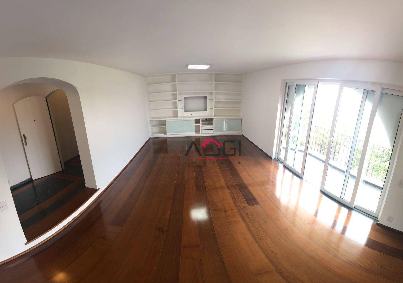 Apartamento à venda com 3 quartos, 210m² - Foto 3