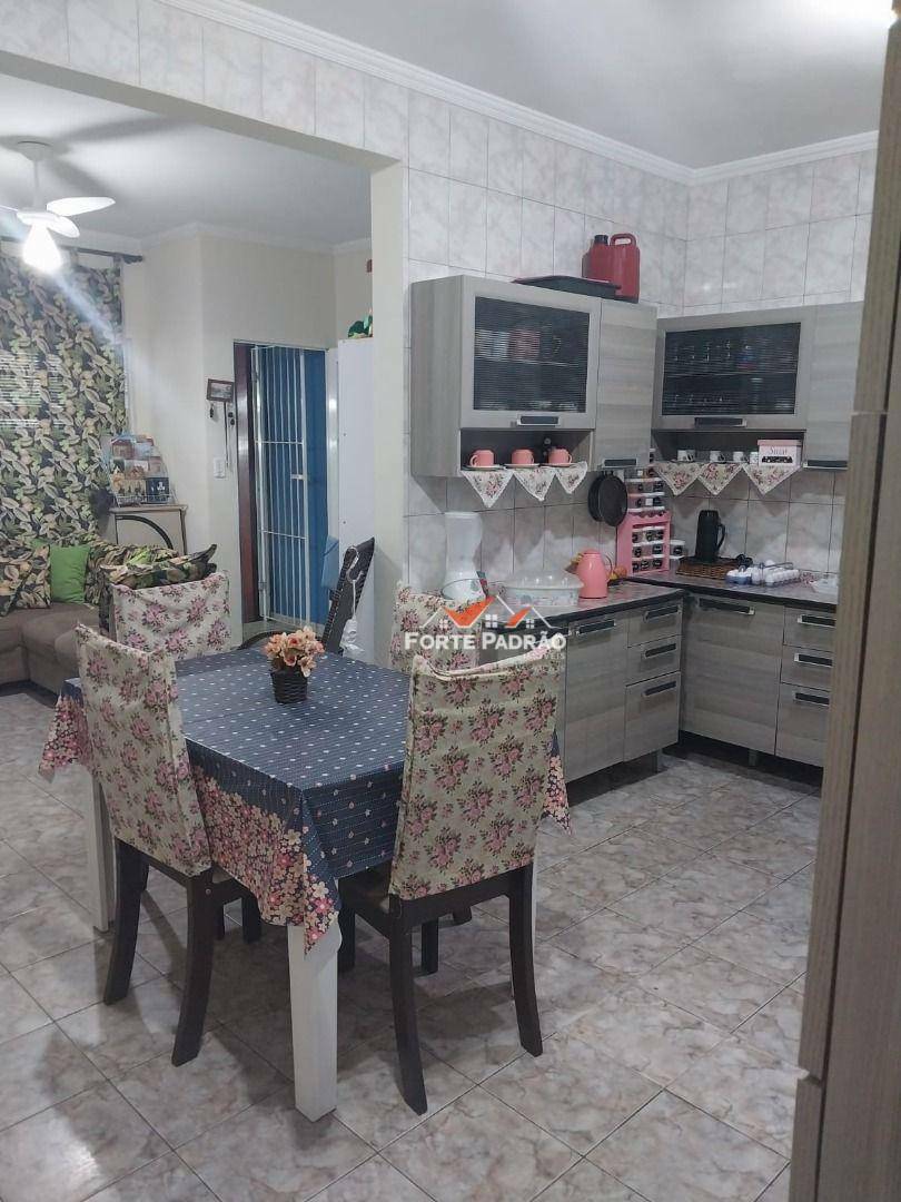 Casa à venda com 3 quartos, 120m² - Foto 7