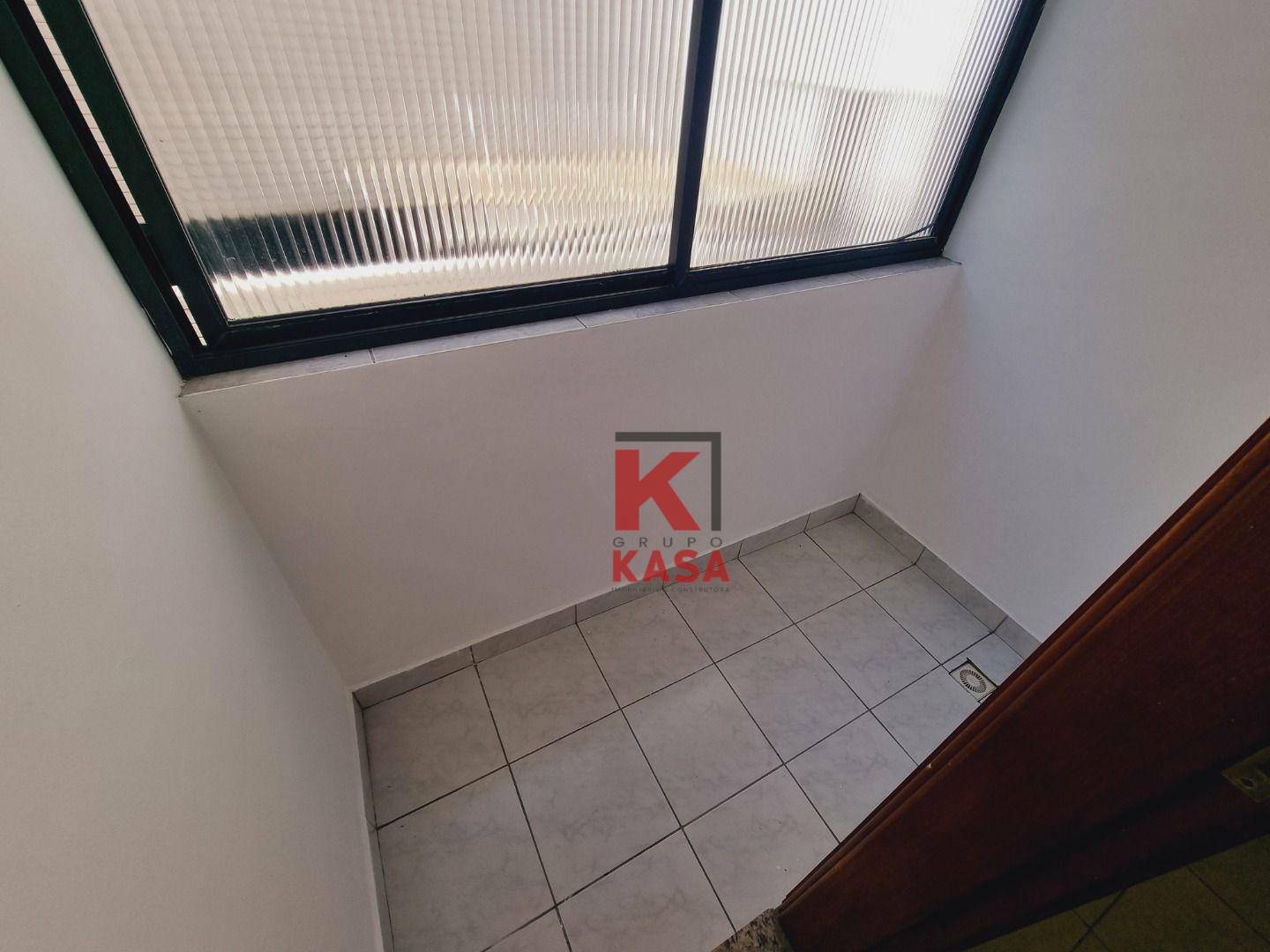 Casa à venda e aluguel com 3 quartos, 339m² - Foto 41