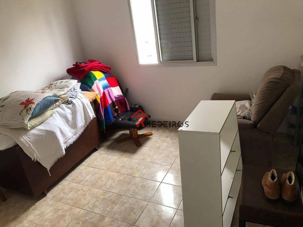 Apartamento à venda com 2 quartos, 70m² - Foto 7