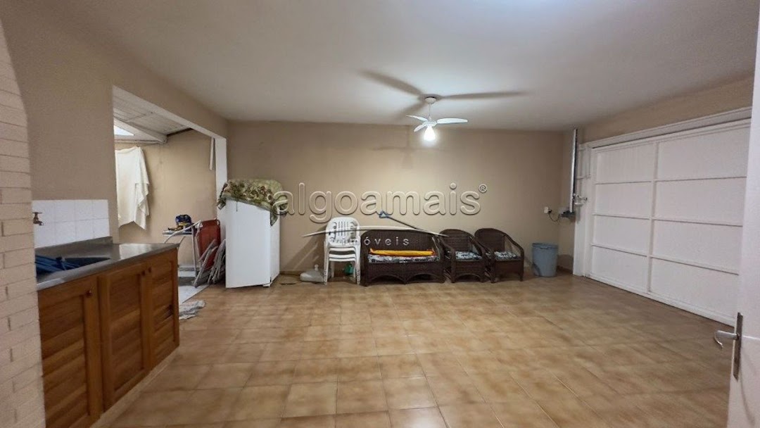 Casa à venda com 4 quartos, 160m² - Foto 13