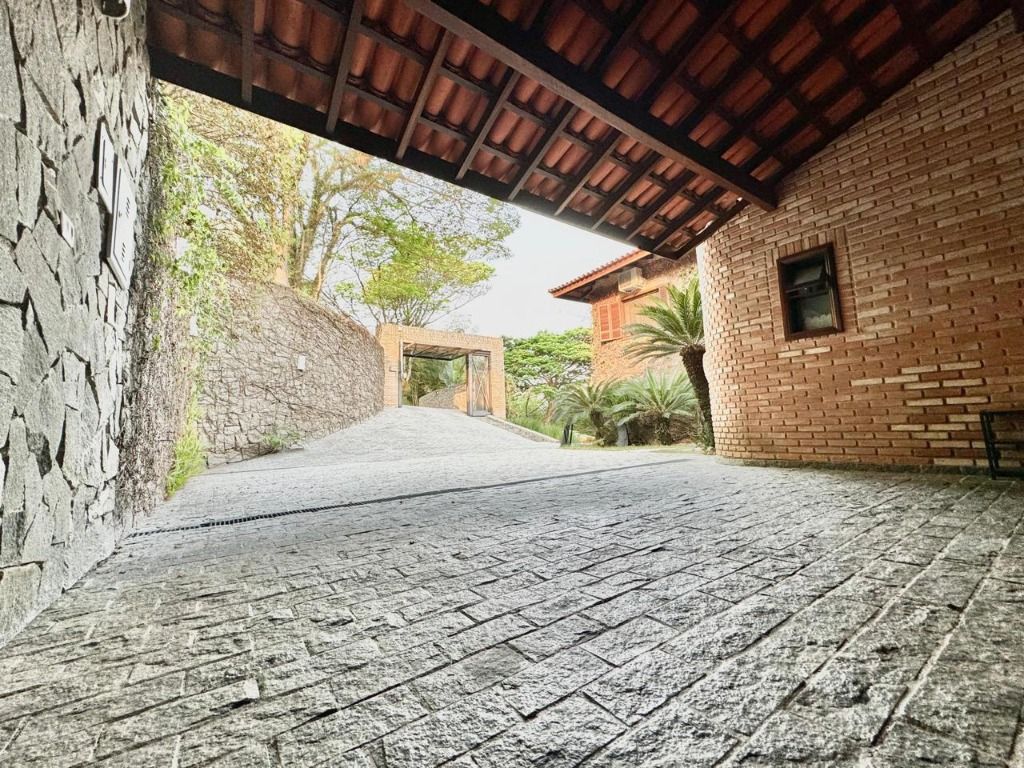 Casa de Condomínio à venda com 4 quartos, 623m² - Foto 56