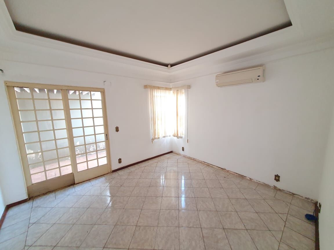 Casa para alugar com 3 quartos, 209m² - Foto 10