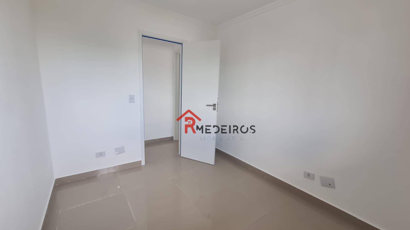 Apartamento à venda com 2 quartos, 77m² - Foto 7