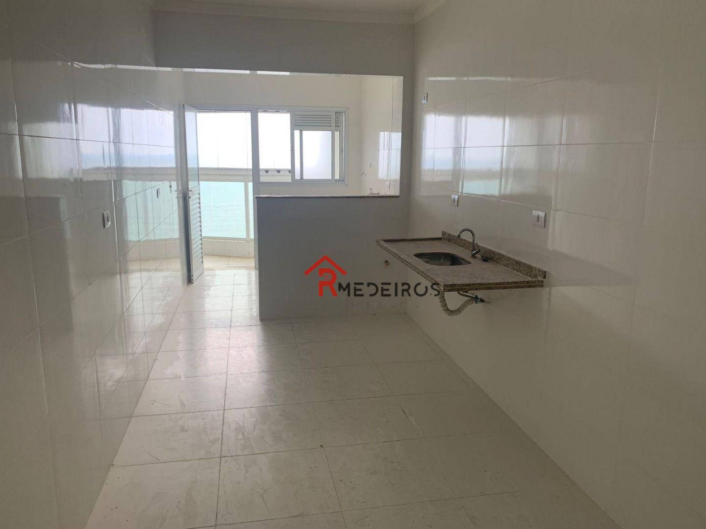 Apartamento à venda com 3 quartos, 206m² - Foto 11