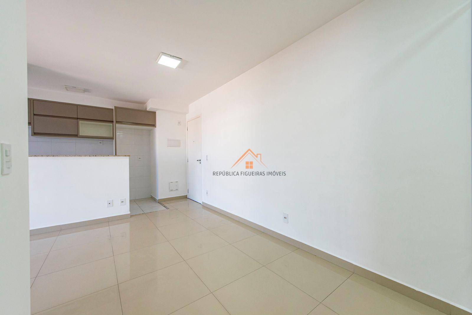 Apartamento para alugar com 3 quartos, 75m² - Foto 18