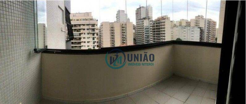 Apartamento à venda com 3 quartos, 120m² - Foto 2