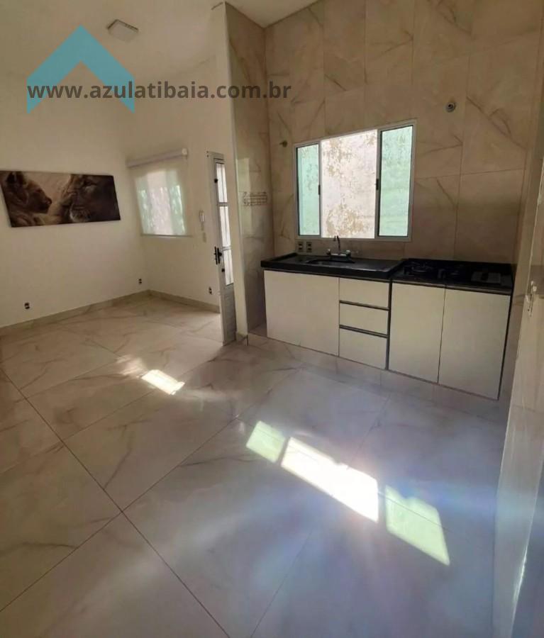 Casa à venda com 2 quartos, 195m² - Foto 2